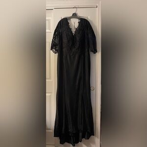 NWT Plus Size  3XL Autumn & Winter Sling Long Mermaid Black Shiny Elegant Dress.